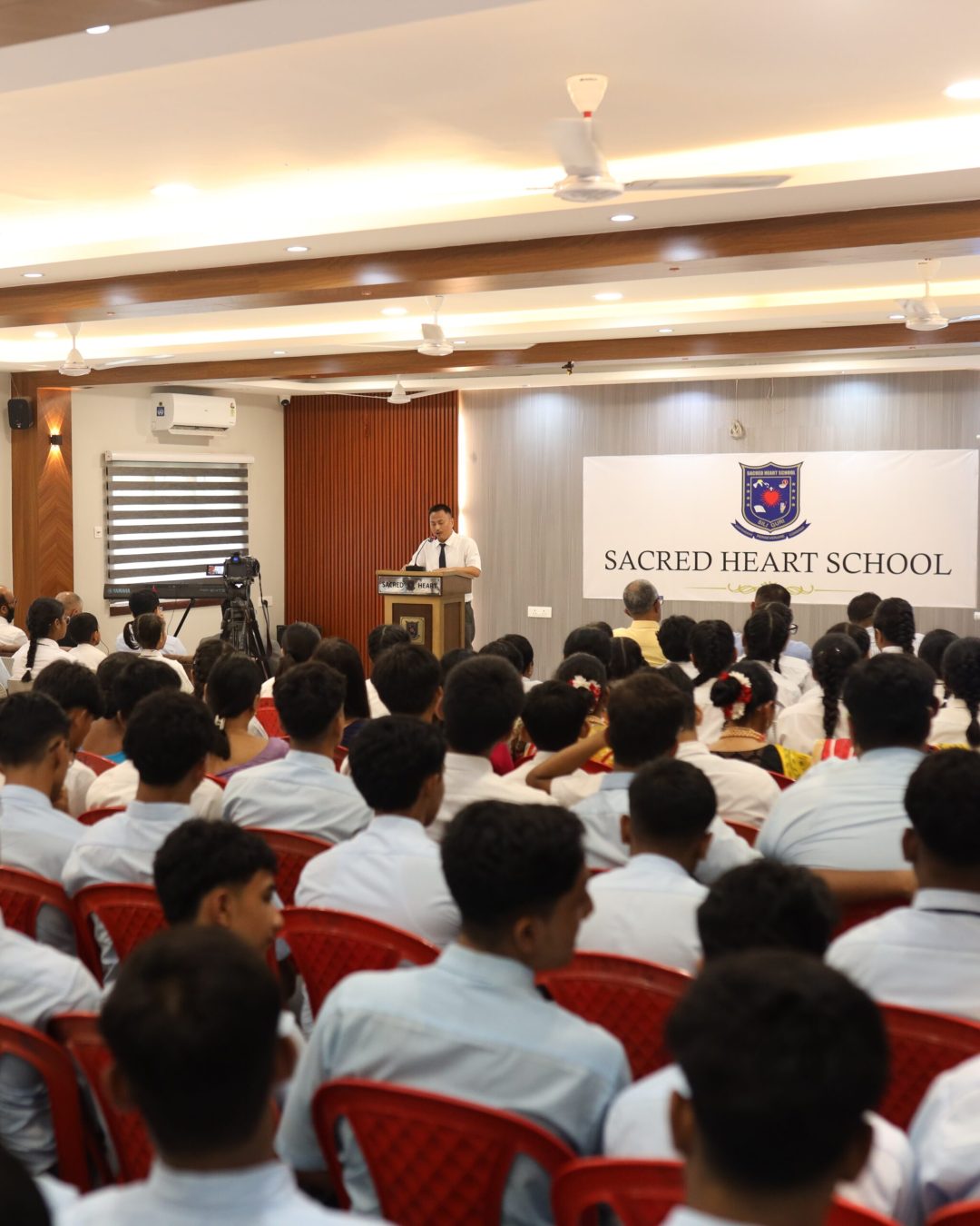 2. Conference & Research Center_