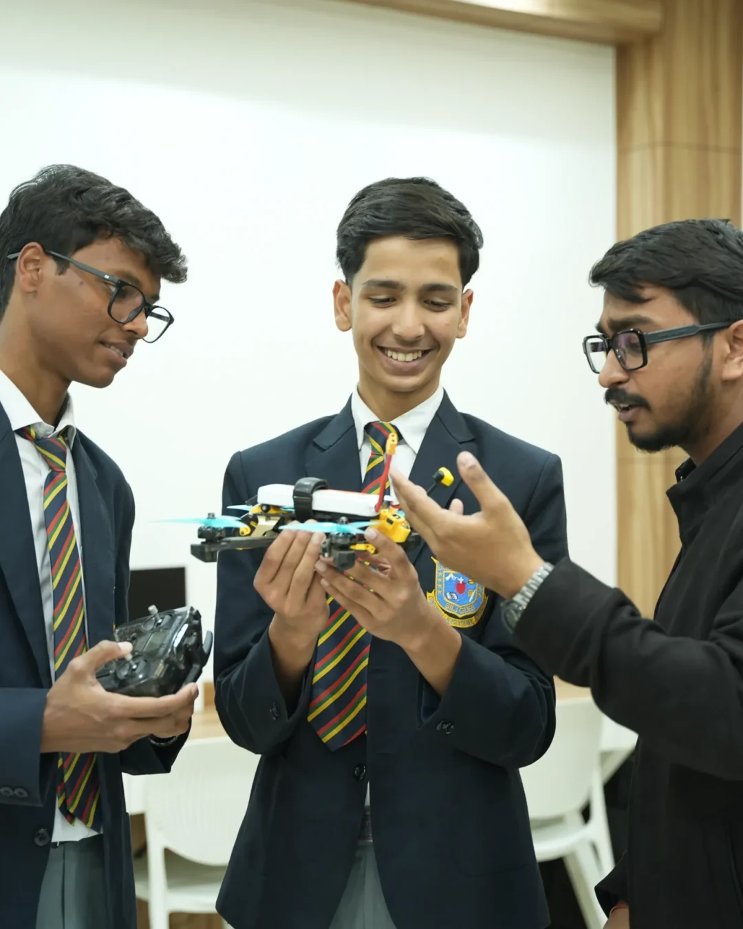 Hi-tech Labs 2_11zon